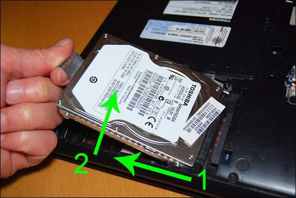 Retirer le disque dur de l'ordinateur portable en quelques minutes : [Guide  2024]